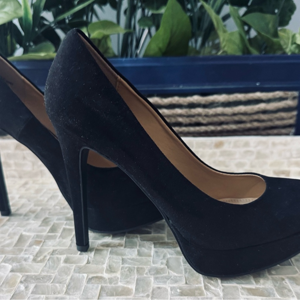 Chinese Laundry NWOB black velvet pumps  8 platform 5”stiletto heel pumps - Picture 4 of 5